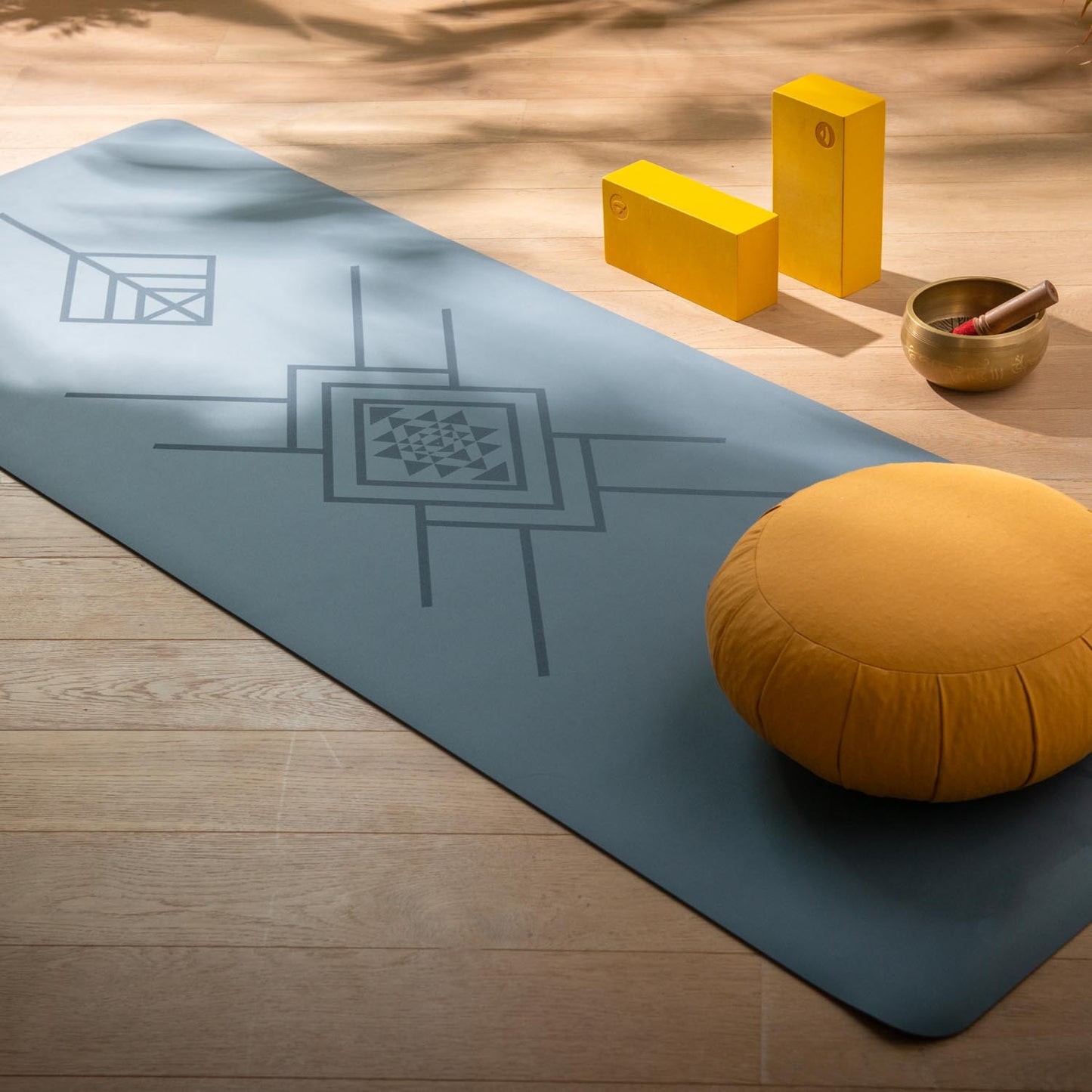 185cm Midnight Blue PHOENIX Natural Rubber Yoga Mat with PU Coating - Tribalign printed design - 4mm Thick